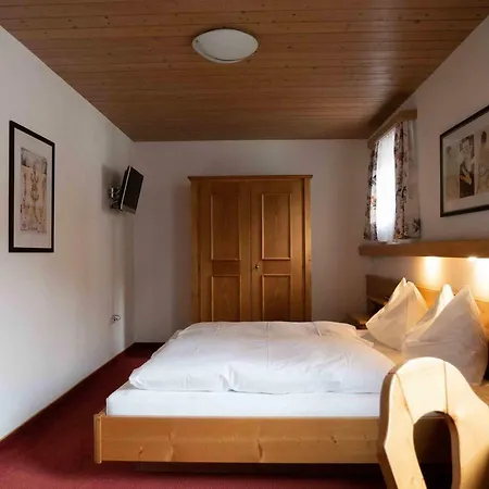 Haus Tanneck Pensionat *