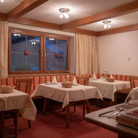 Haus Tanneck Pensionat Tux