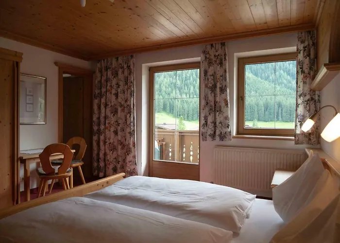 Haus Tanneck Gasthof *