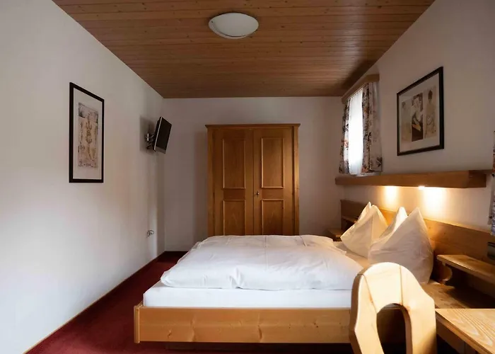 Haus Tanneck Casa de hóspedes *