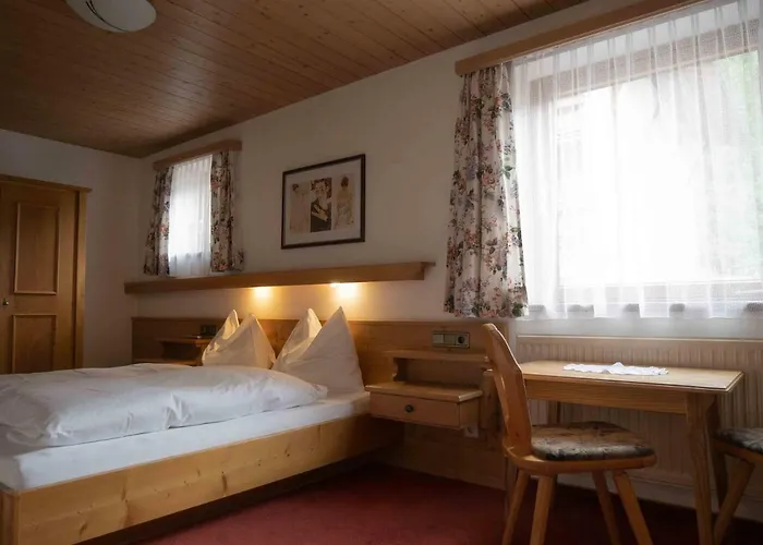 Гостьовий будинок Haus Tanneck *